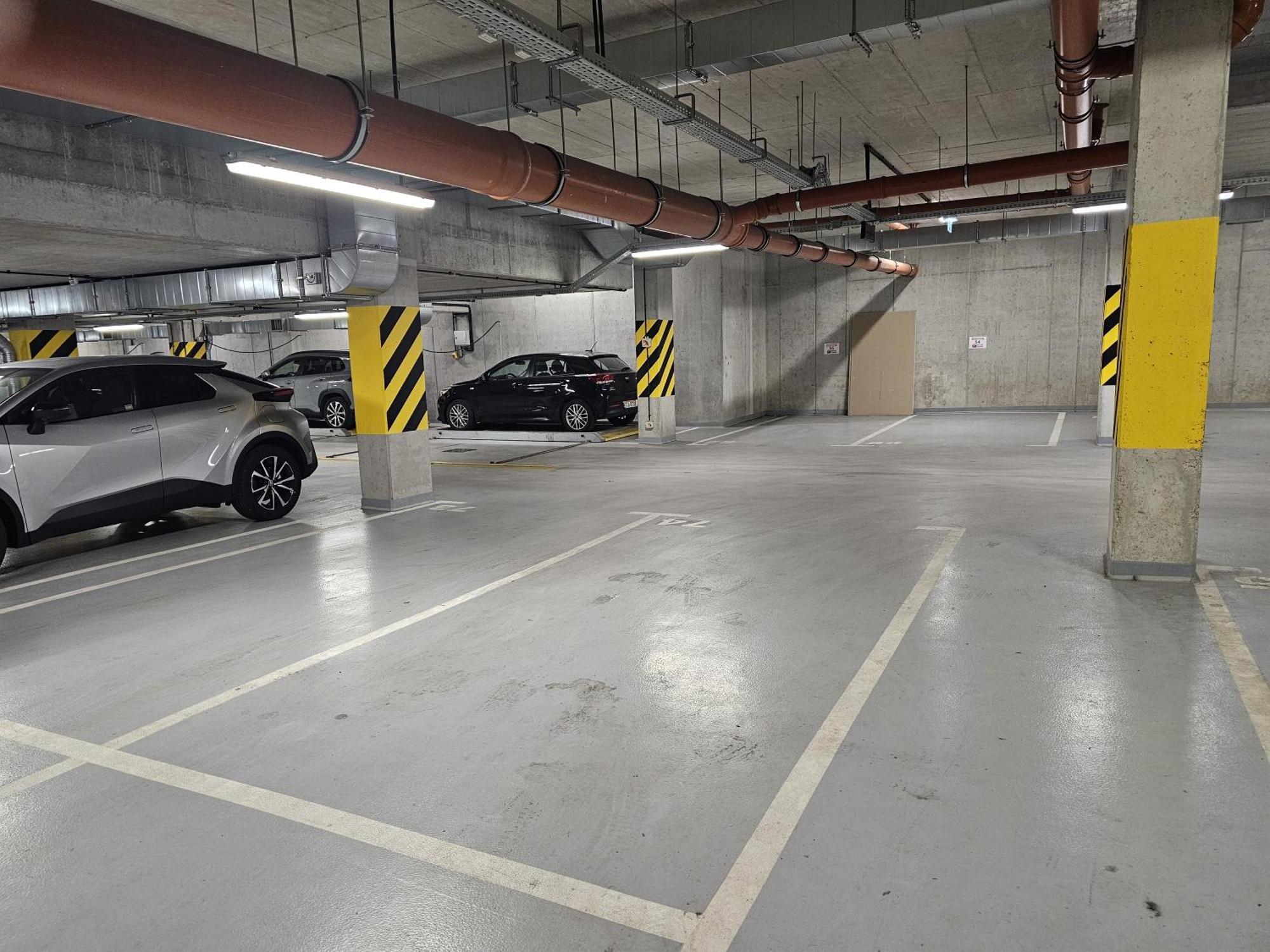 Urban Apartments Premium, Opolska 10 No 77B, Free Garage, Self Check-In Katowice Bagian luar foto